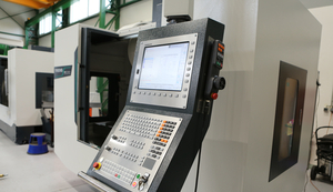 CNC pionowe centrum obróbkowe MC1040V - System sterowania HEIDENHAIN TNC 640